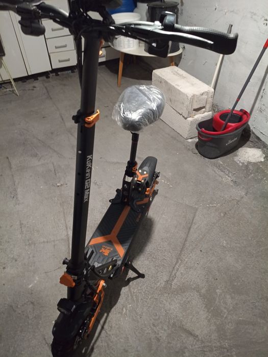 Trotinetă electicâ Kukirin G2 Max aproape nouâ 155 km.
