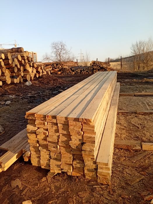 Доски стропила  обрешетка