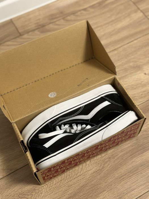 Продаются кроссовки Vans