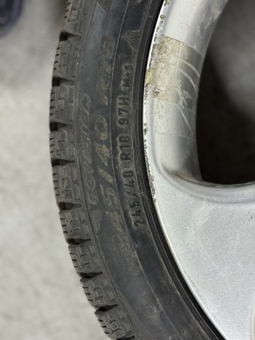 Срочна сатылады R18 Мерседес 212