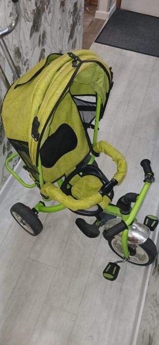 Велосипед с родительской ручкой