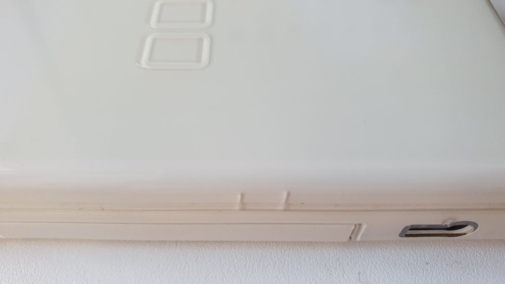 Nintendo DS Lite cu încărcător