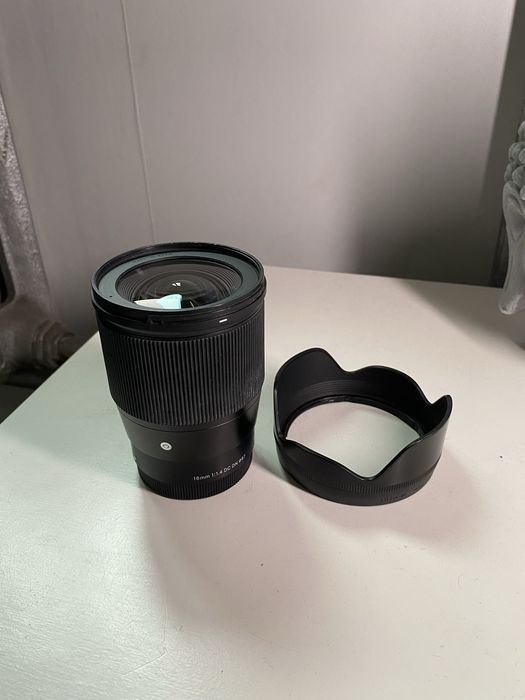 sigma 16mm f/1.4