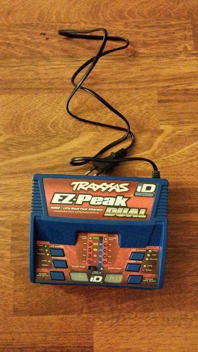 Traxxas Rustler 4x4 100 km/ oră