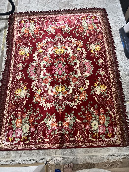 Новый Албанский ковёр размер 200/180 срочно