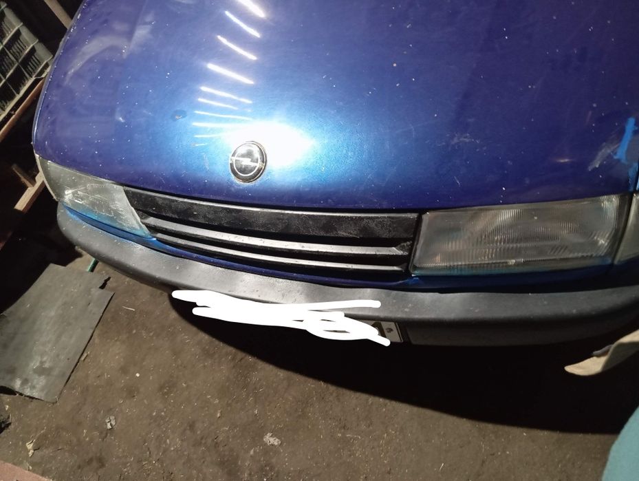 Продам Опель вектра а 1.8  обмен