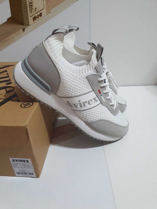 Avirex barbati masura 41 si 42 originali noi in cutie
