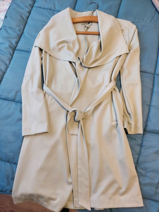 Trenci  de primăvară nou