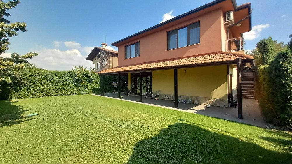 Продава се Къща в с. Първенец, Област Пловдив - 180 кв.м за 1584 €/кв.м - Снимка #1