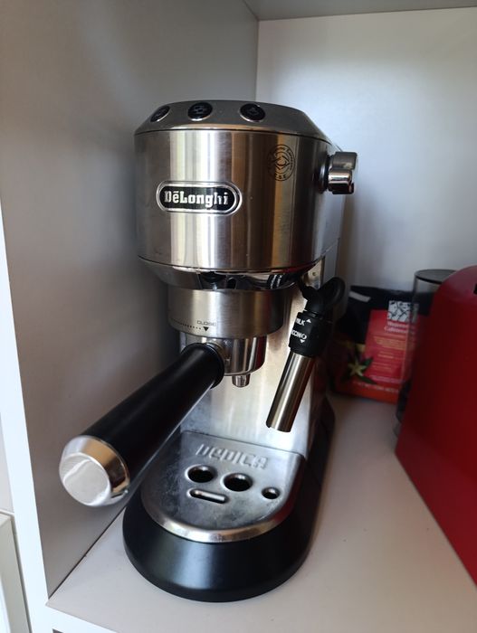Espressor manual DELONGHI Dedica