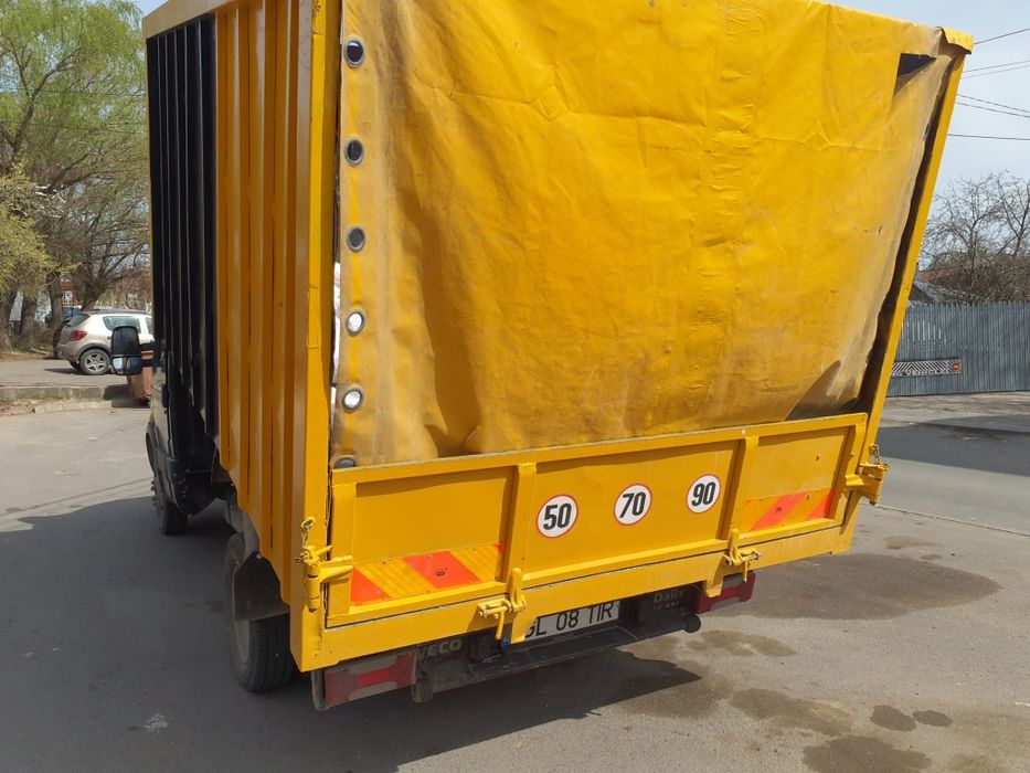 Bena basculabila iveco