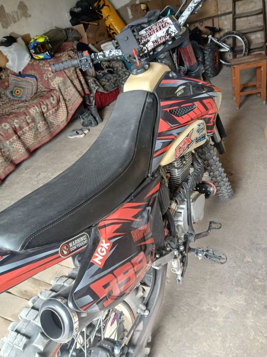 Продам мотоцикл 300 кубов