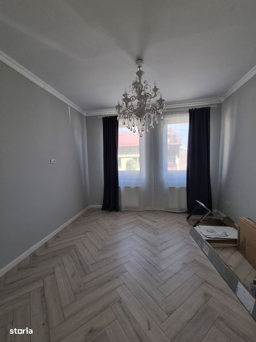 Proprietar inchiriez casa cu etaj langa Veranda Mall/Obor