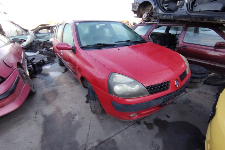 Bara fata Renault Clio 2005 1.2 MT (75 hp)