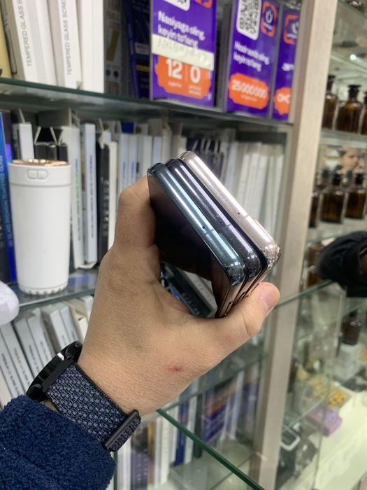 Samsung s22 plus 8/256Gb vse svet yes
