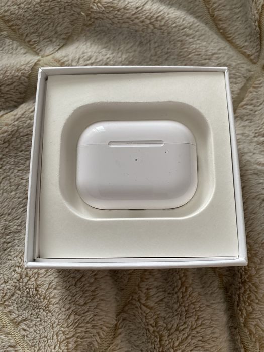 Продам AirPods Pro