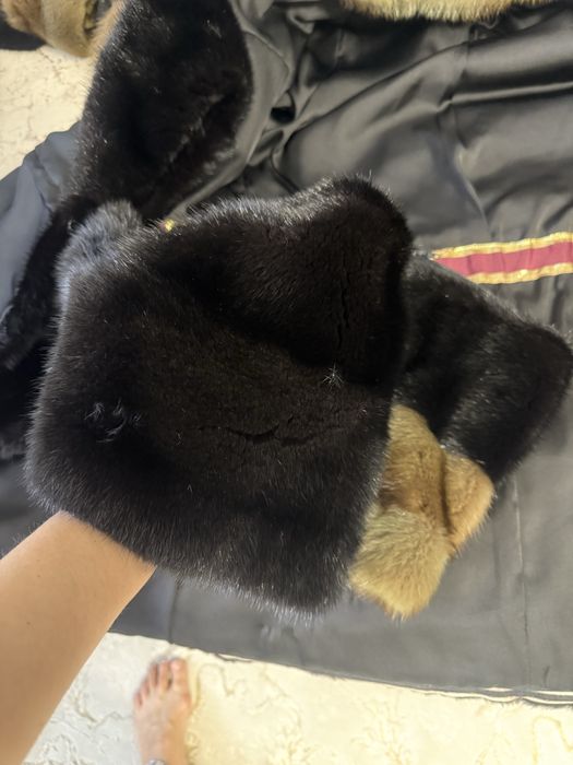 Продам норковую шубу