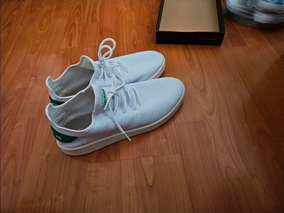 Adidas Pharell Williams Sneaker / 46