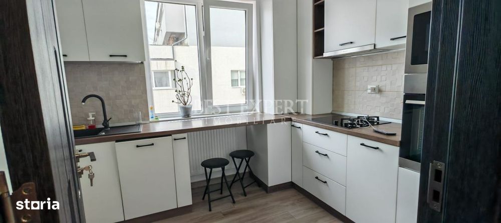 3 Camere de inchiriat mobilat si utilat cu Parcare demisol