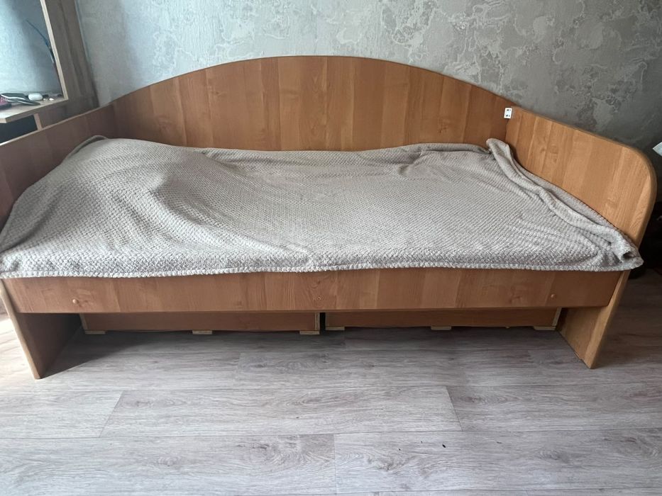 Продам кровать подростковая