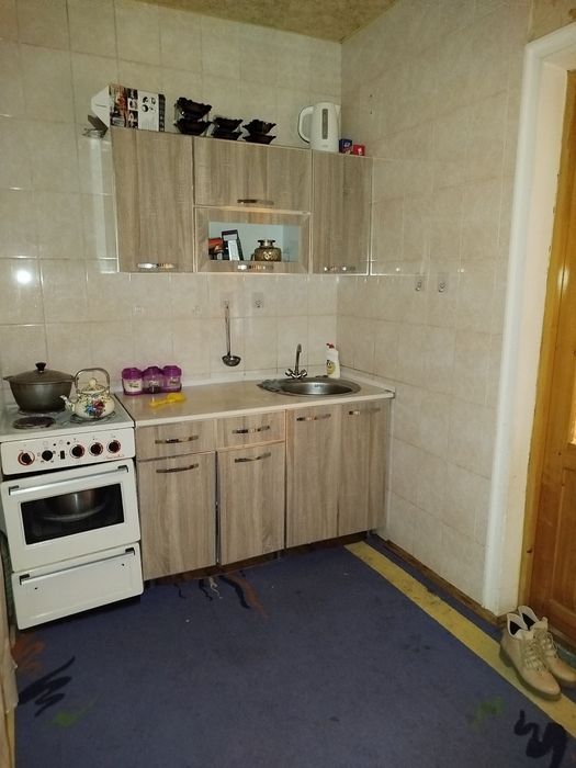 Algoritm qizil sharq 2 xona 1 etaj 4 etajli uy srochno sotiladi