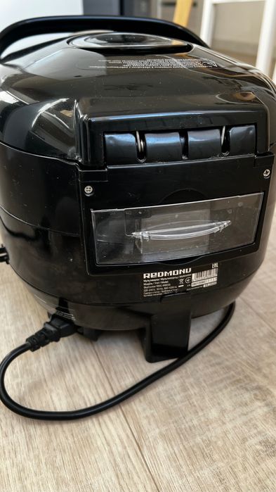 Мультиварка Redmond RMC-M903S