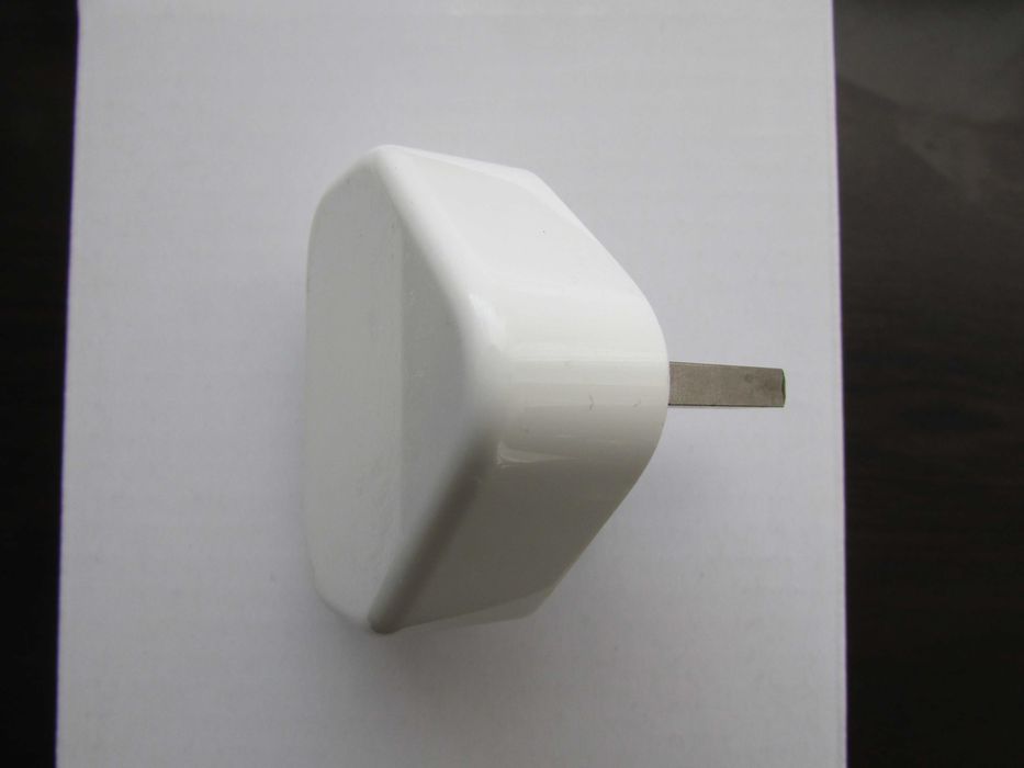 Apple Оригинално английско зарядно без преходник