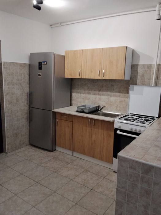 Apartament de închiriat