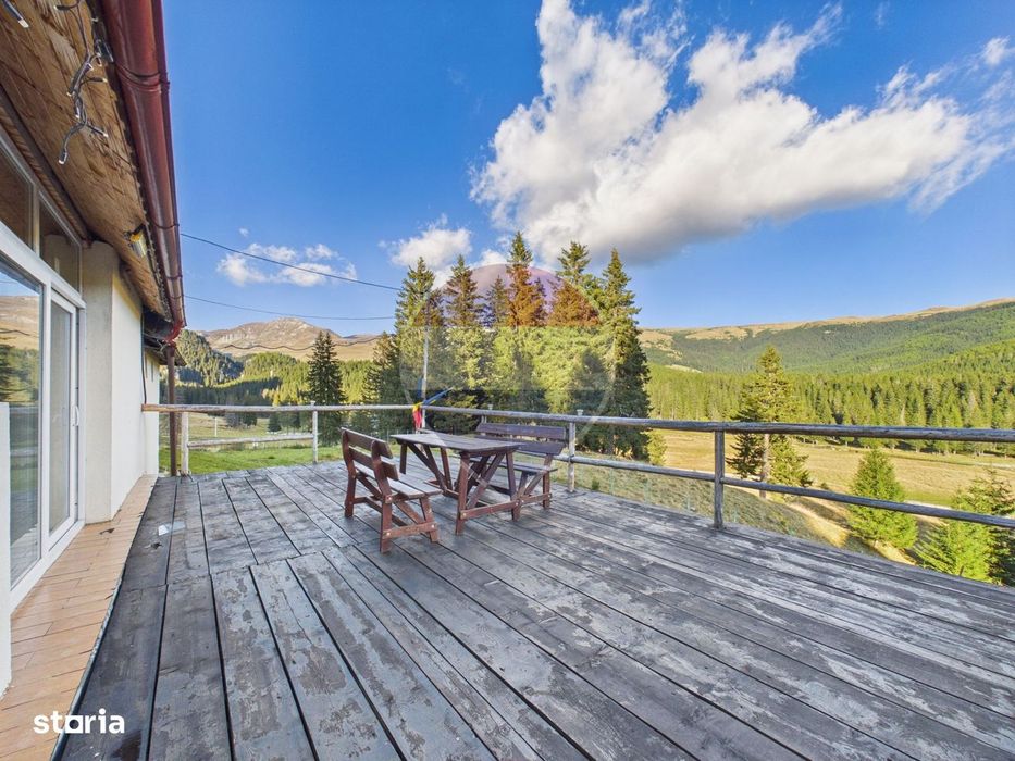 Cabana Belvedere, 10 camere, 3702 mp teren, Platoul Padina