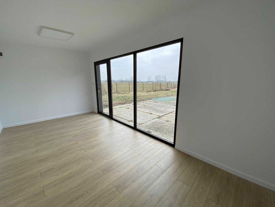 Modul Prefabricat 18 m² – Design Lemn & Antracit