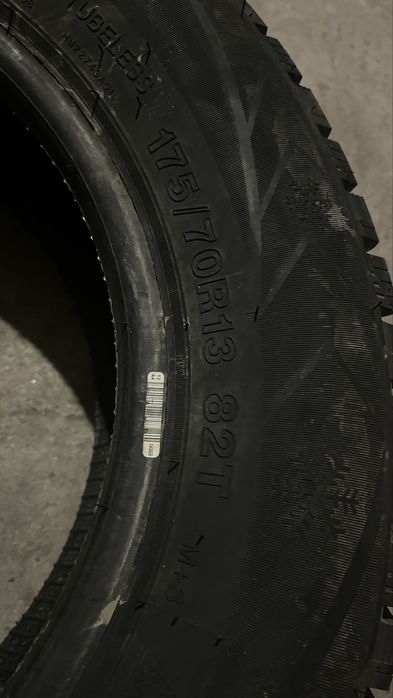 Продам шины шипованные новые