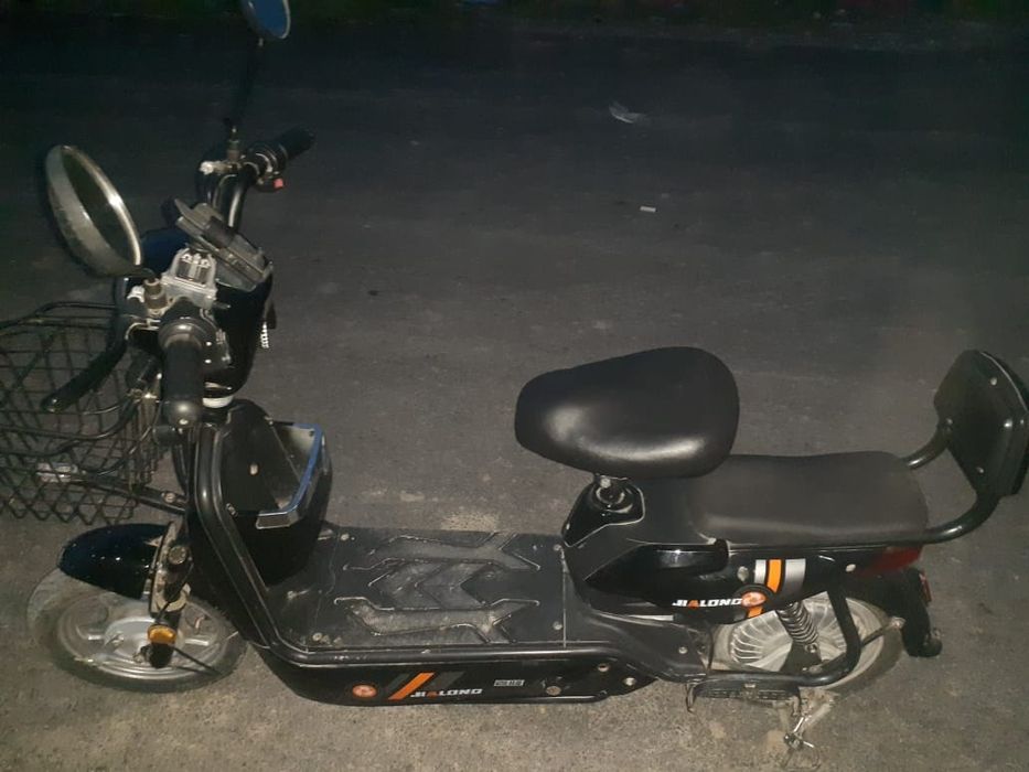 Электро велосипед(скутер)