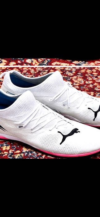 Ghete de fotbal Puma