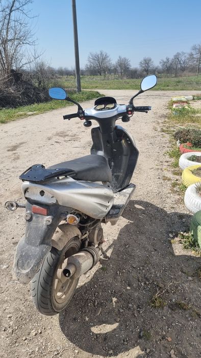 Продава се скутер 50кубика