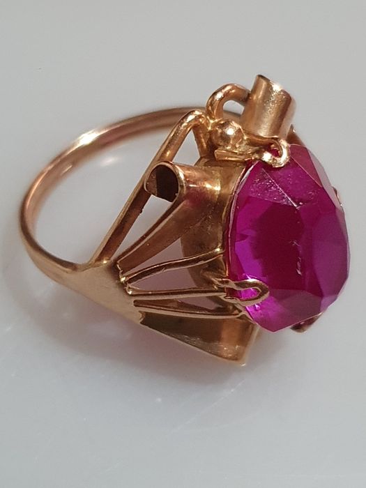 Кольцо     паук.