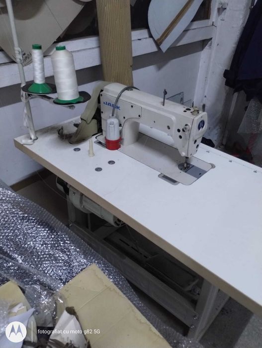 Masina de cusut industriala cu 2 ace Jack