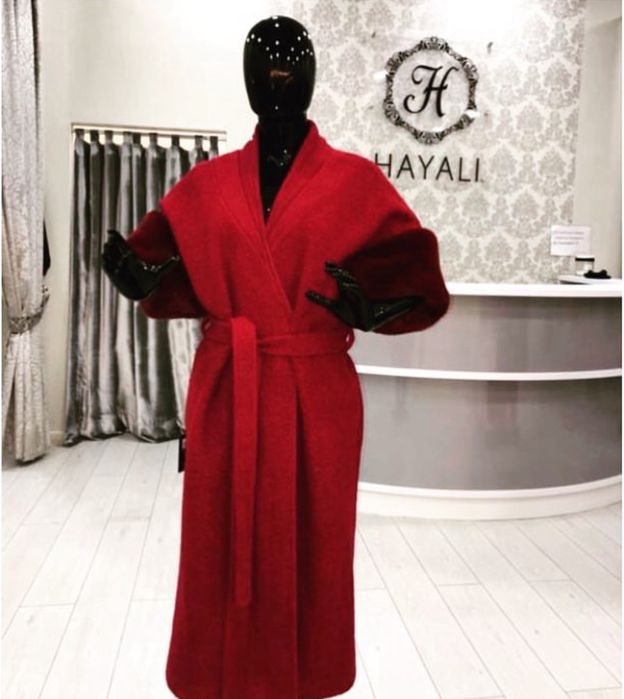 Пальто бордо