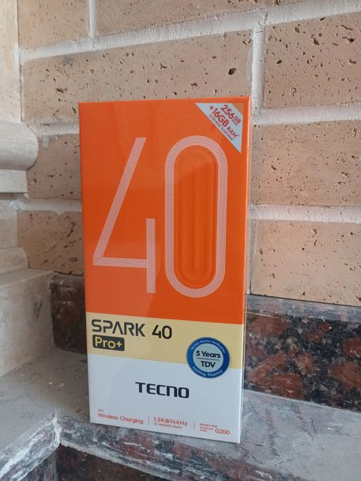 Tecno spark 40 pro plus