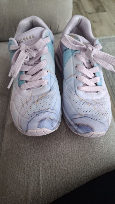 Adidași Skechers