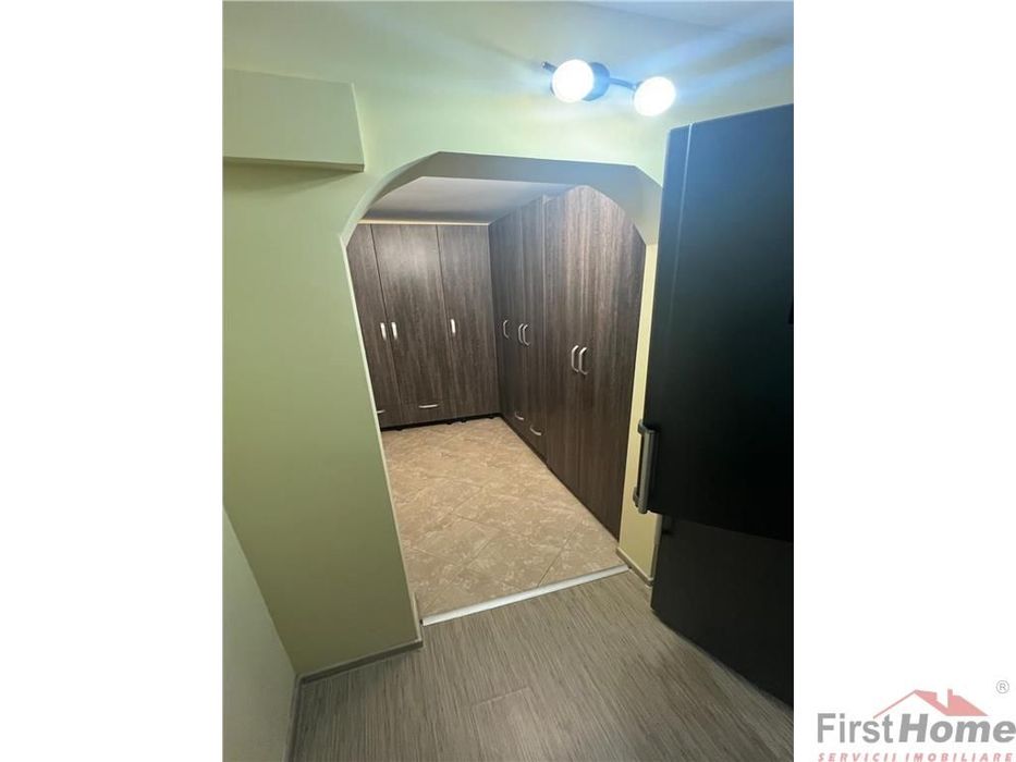 Spatiu birouri,cabinete,intrare stadala,zona Pompieri,76 mp utili