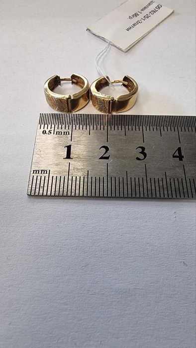 ***Топ модел***Златни дамски обеци - 1.86 гр.