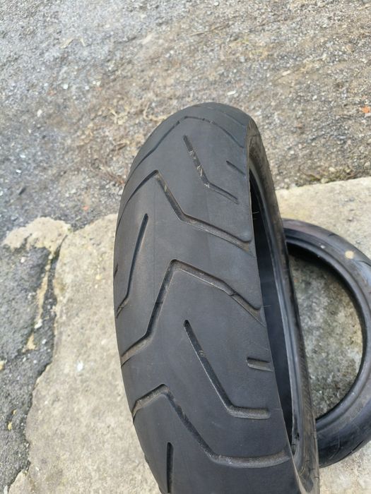 Bridgestone Battlax Adventure 41R
150/70/18 Dot 0223.
Добро състояние