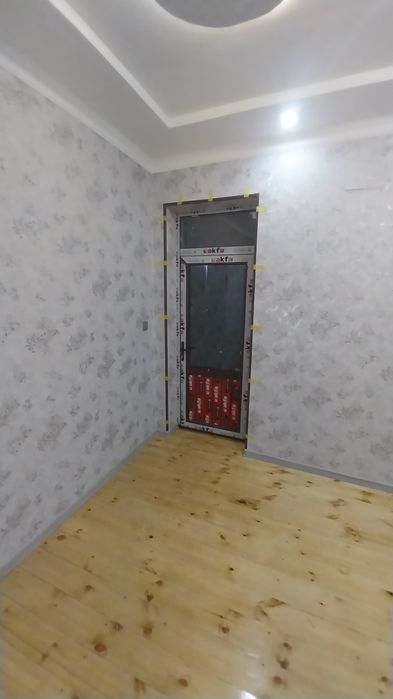 Uy sotiladi Olmaliq shaxar chanbil maxllasida