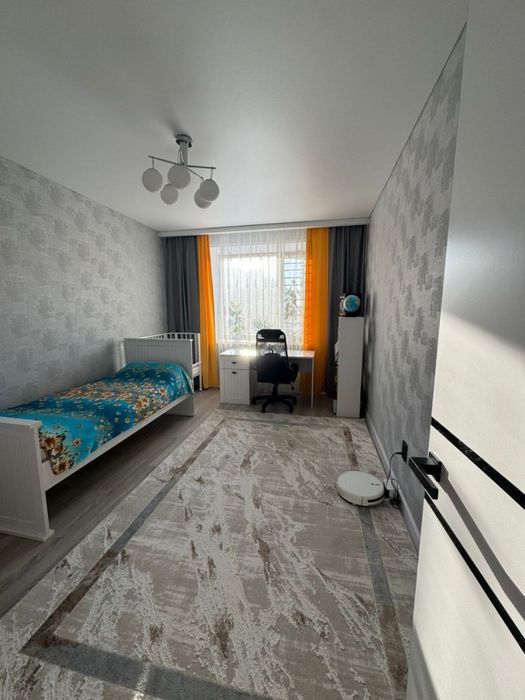 Продам 2 комнатную квартиру