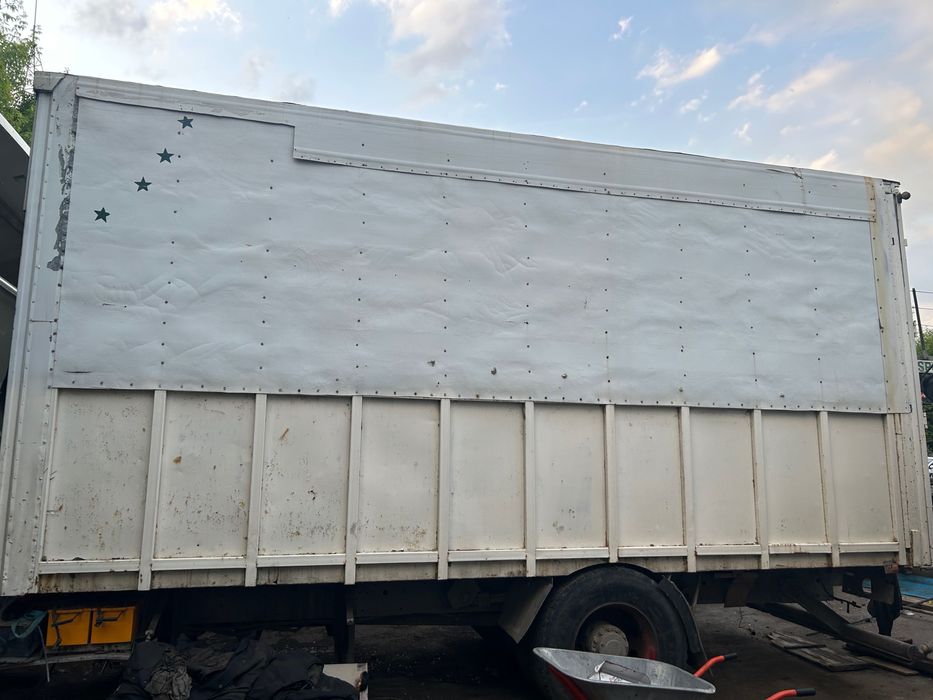 Будка бортовая грузовая