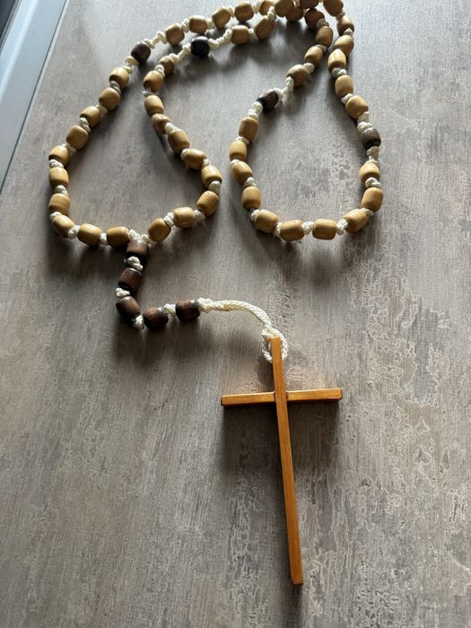 Rosary din lemn