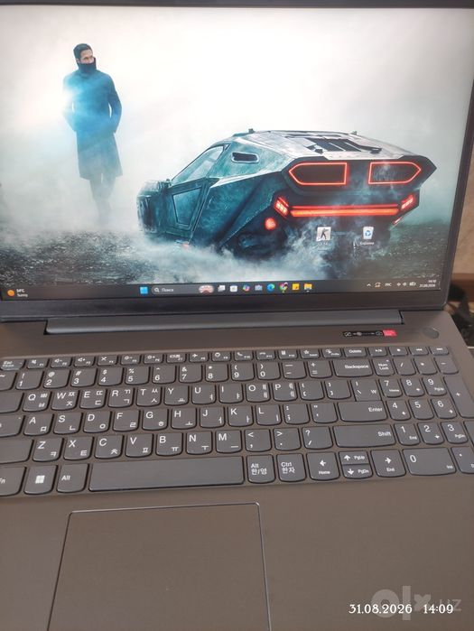 Ноутбук Lenovo V15