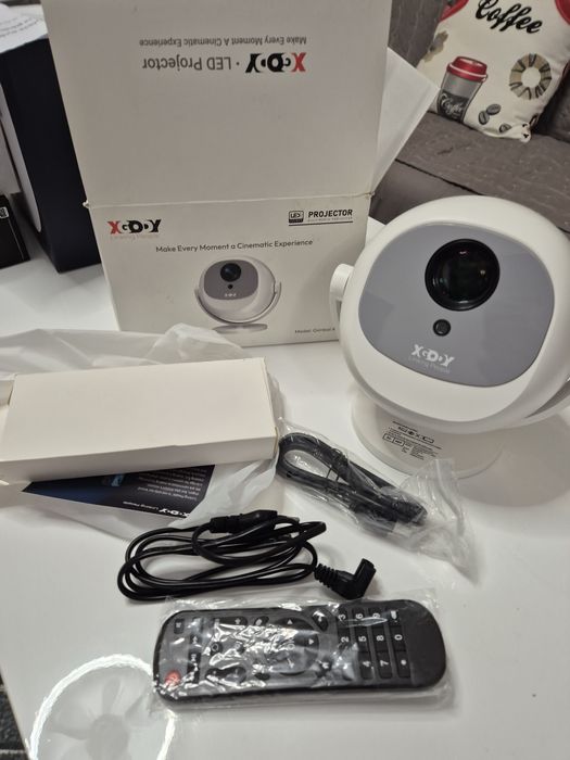 Топ Цена !WiFi6 XGODY 360° въртящ се интелигентен Android 4K Проектор