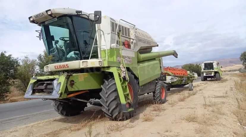 Комбайн Class Mega 350