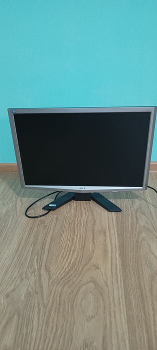 Монитор ACER X223W